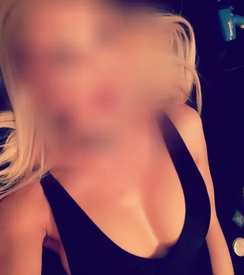 Annika, 36