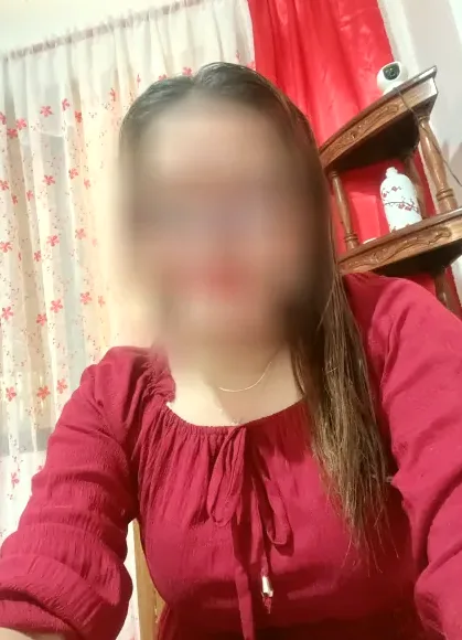 Ayse, 38