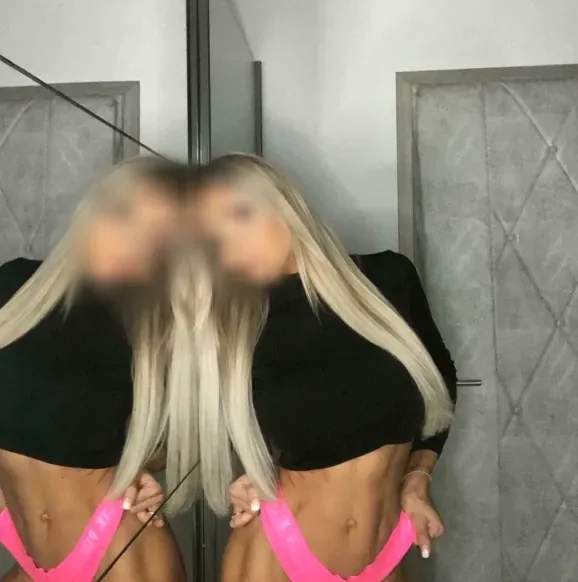 Elisa, 29