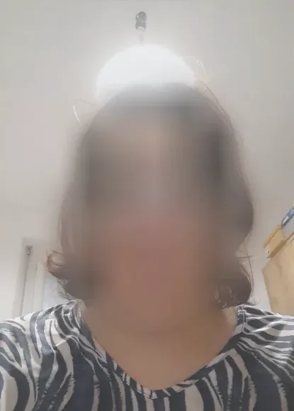 Esra, 28