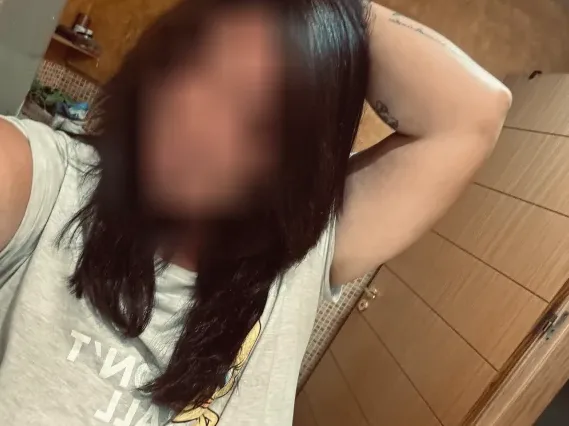Marie, 30