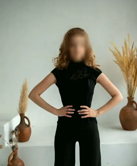 Nadine, 34