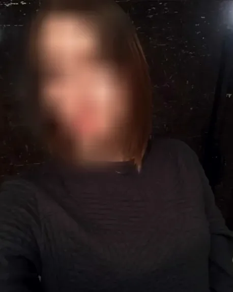 Nadine, 24
