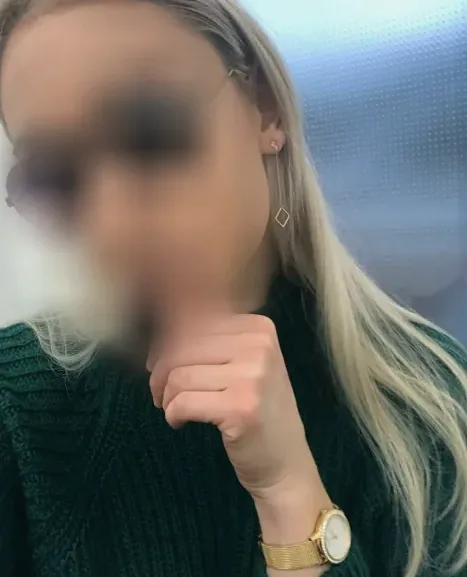 Romy, 24