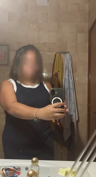 Theresa, 22
